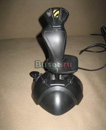 Продам игровой джойстик Thrustmaster Санкт-Петербург
