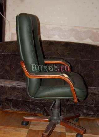 Кресло из натуральной кожи Санкт-Петербург