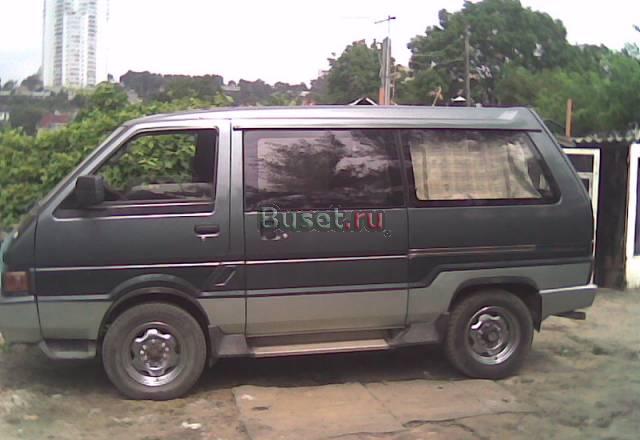 Nissan Largo, 1986 Владивосток
