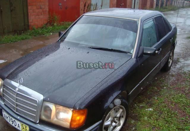 Mercedes 260, 1993 150 т.Р. торг Санкт-Петербург