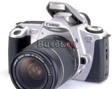 Зеркальный фотоаппарат Canon EOS-300 Москва