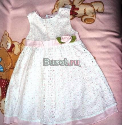 Платье нарядное,на 2-4 года,привезено из Америки Москва