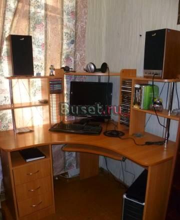 Угловой компьютерный стол Санкт-Петербург