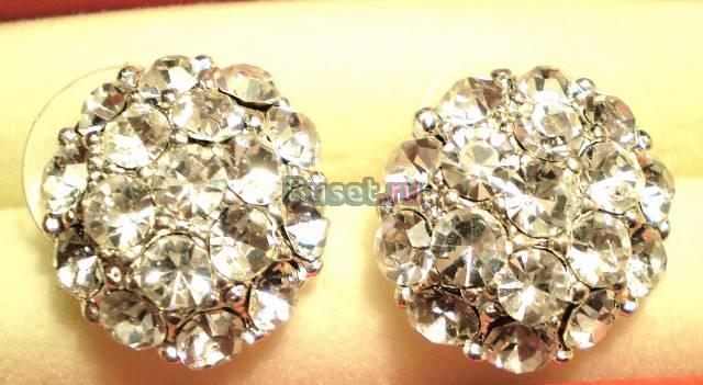 Серьги-гвоздики, винтаж, бижутерия. Санкт-Петербург