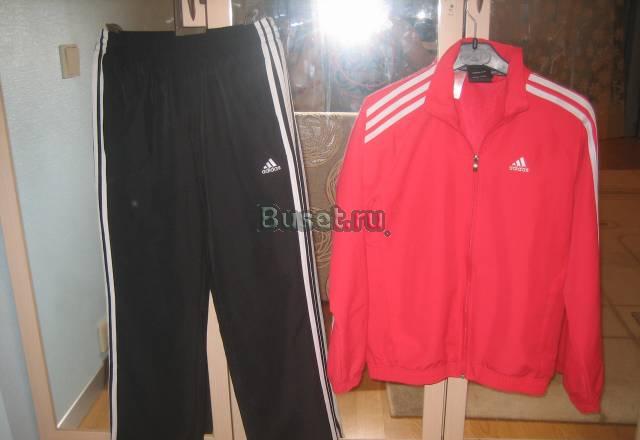 Продам спорт.костюм для девочки 10-12 лет Москва