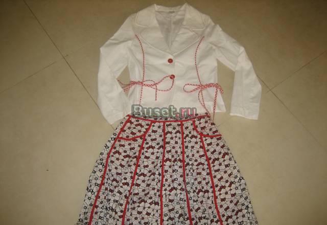 Продам костюм с юбкой Москва