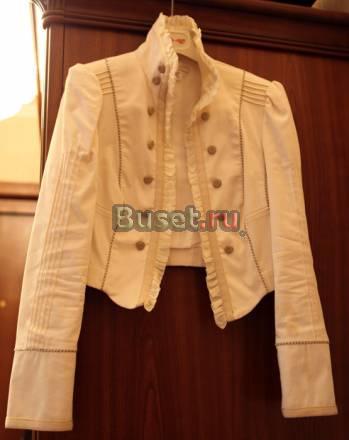 Продам костюм брючный Москва