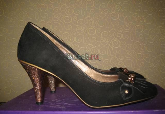 Замшевые туфли Санкт-Петербург