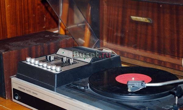 Поигрыватель мелодия 103 Санкт-Петербург