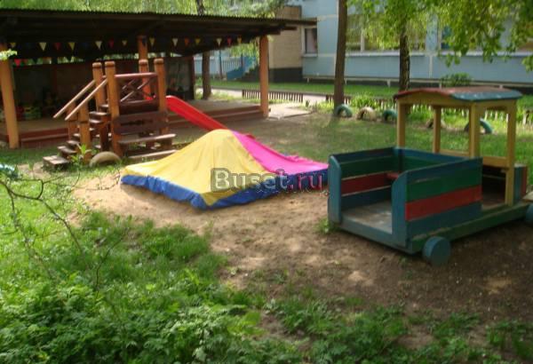 Чехол на детскую песочницу.Доставка чехлов на песочницы. Москва