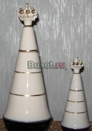 Два графина лфз. высота 31 см. 19 см Москва