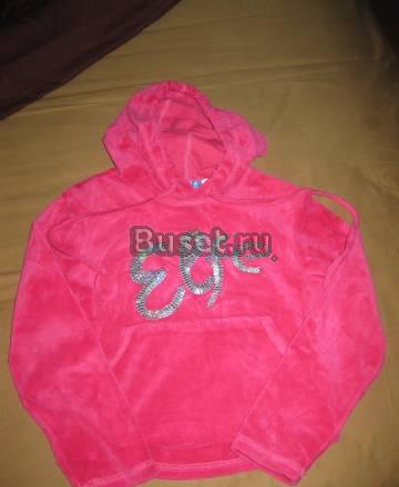 Продаю кофточку фирмы "Маленькая леди" Москва