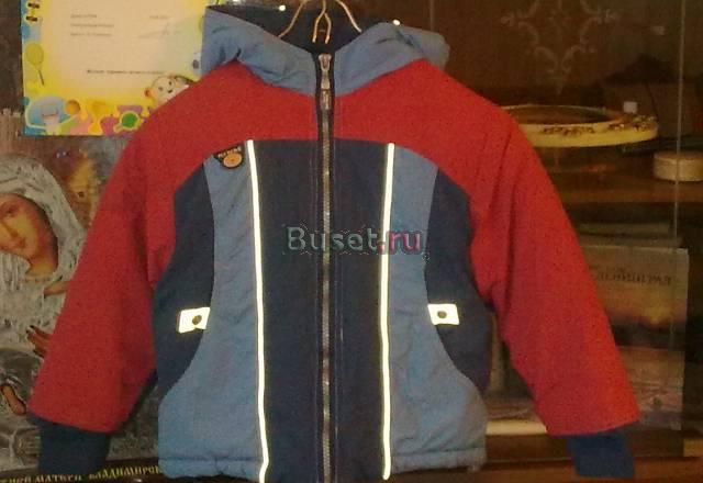 Зимняя курточка с очень тёплым капюшоном Санкт-Петербург