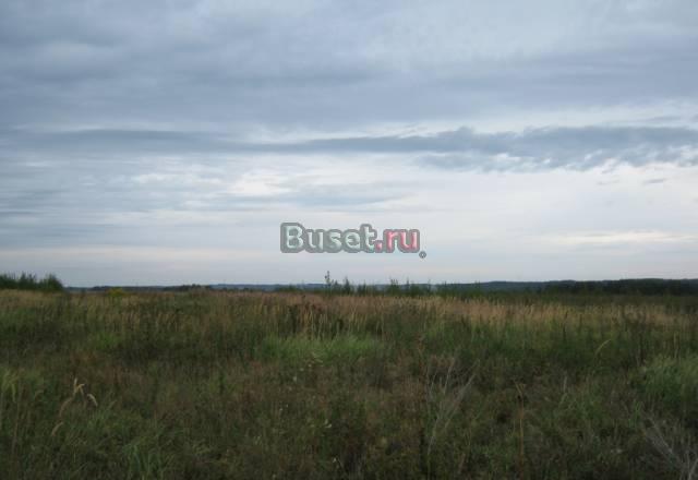 Д. Малахово.   Участок 15 соток. газ в 100м, свет Заокский
