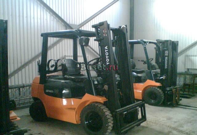 Погрузчик б/у Toyota  02-7FGF15 ,1,5т.газовый Санкт-Петербург