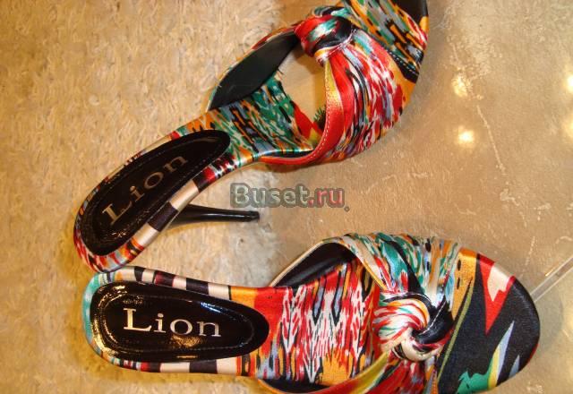 Босоножки  новые и еще много всего Москва