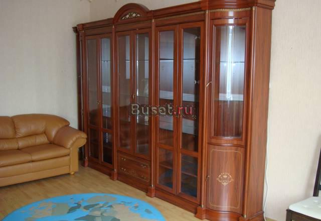 Витрина и комод с зеркалом Москва