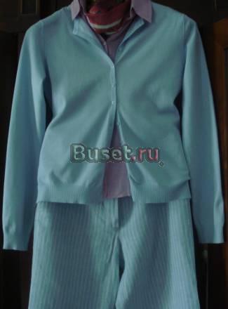 Льняные брюки и трикотажная кофточка Москва