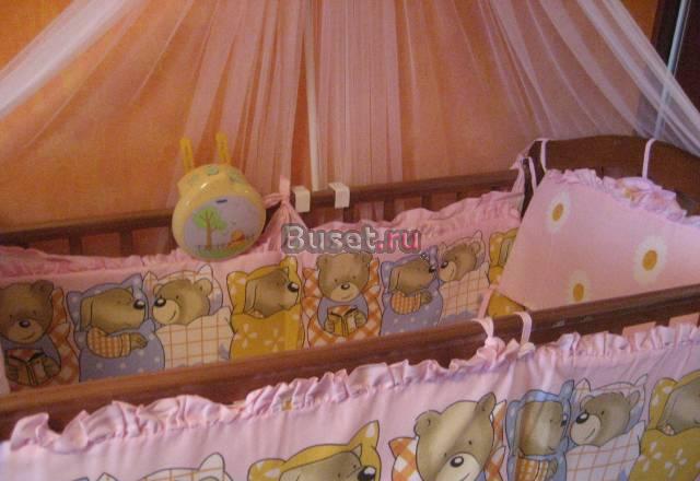 Продам комплект в кроватку Саратов