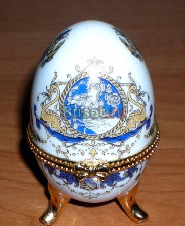 Шкатулка Яйцо Москва