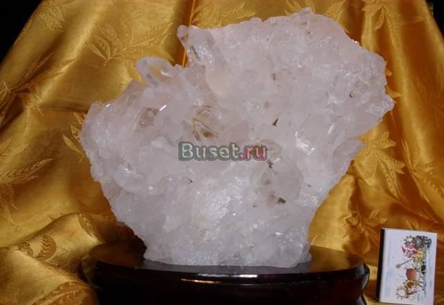 Украшение интерьера - Друза горного хрусталя Санкт-Петербург