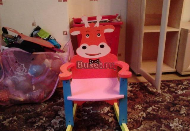 Столик, кресло-качалка Санкт-Петербург