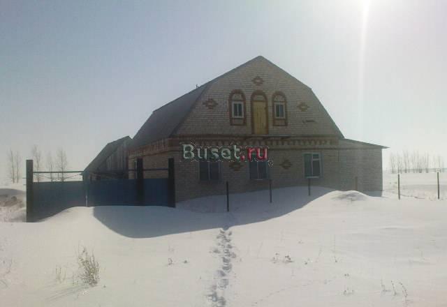 Дом в селе Уфа