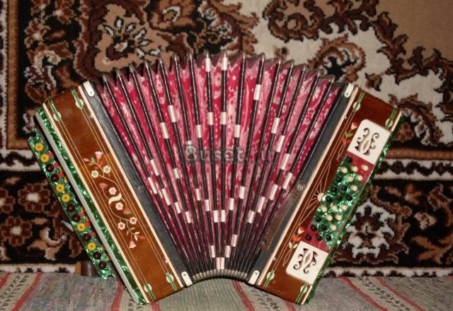 Гармонь кировская заказная Москва