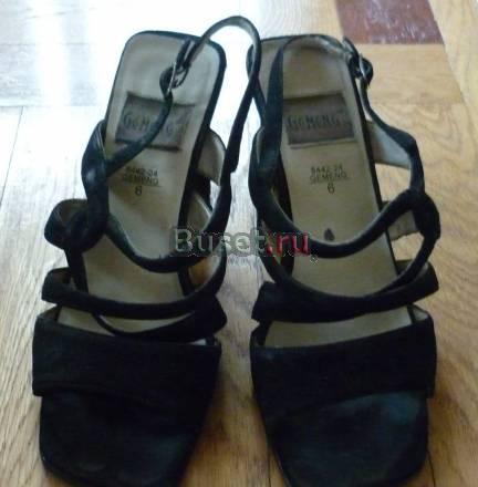 Замшевые черные босоножки Москва