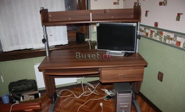 Продам компьютерный (письменный) стол Москва