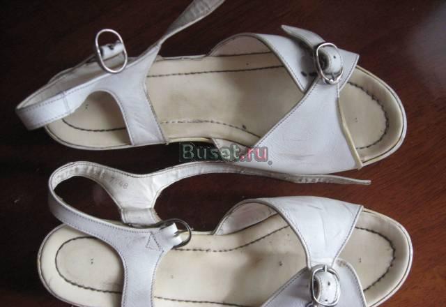 Босоножки белые Москва