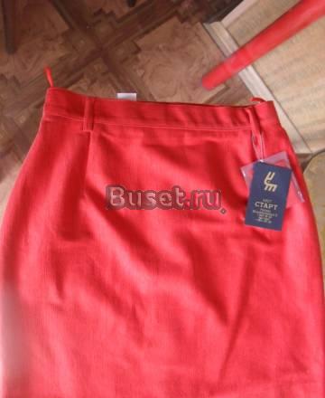 Юбочка красного цвета на подкладке Москва