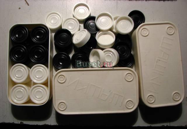 Шашки настольные без поля пр-ва СССР Санкт-Петербург