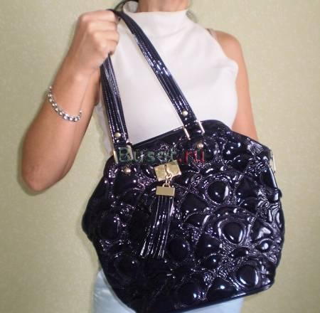 Фиолетовая лаковая сумка Санкт-Петербург