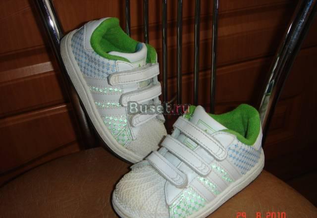 Модные и оригинальные кроссовки "adidas" Санкт-Петербург