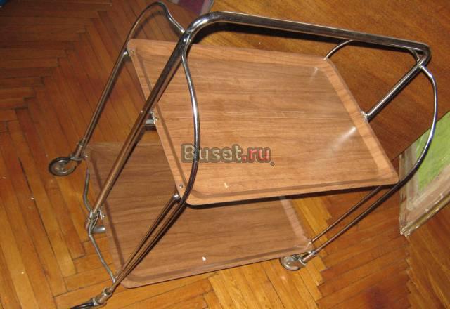 Столик Санкт-Петербург