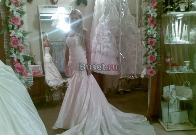 Элегантное свадебное платье Санкт-Петербург