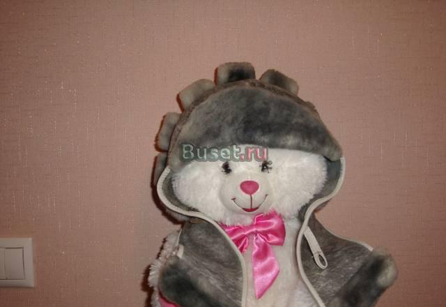 Шапка из нат. меха, Мутон почти новая.от4-6 лет Москва