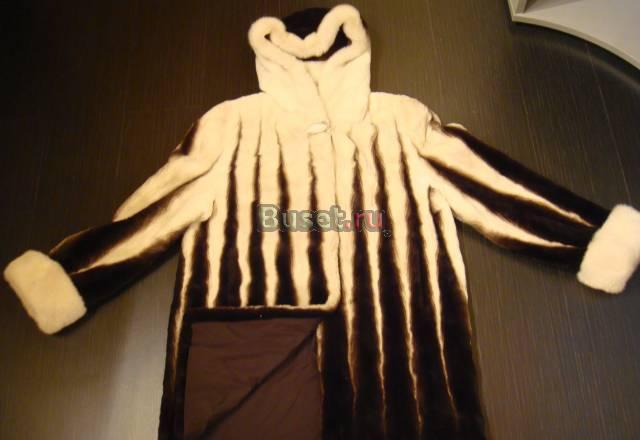 Шубка норкавая с капюшоном Москва