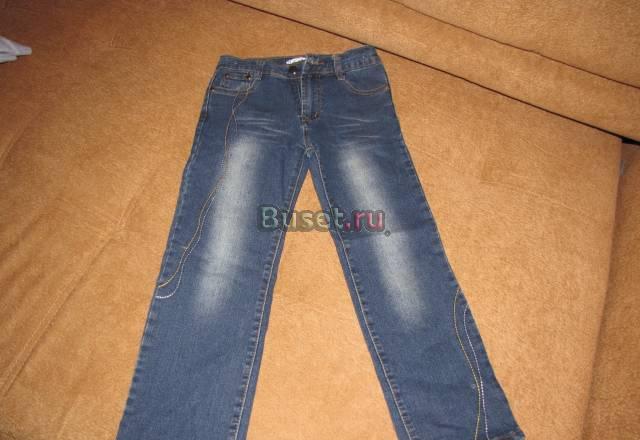 Джинсы и брюки Москва