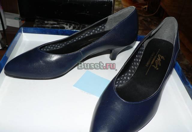 Классические кожаные новые привозные туфли 34 Санкт-Петербург