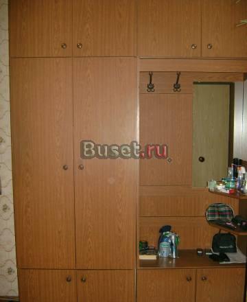 Прихожая из 2-х секций в корич. тонах Москва