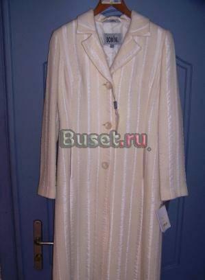 Новое белое (слоновая кость) пальто DOMINI 44 размер  Санкт-Петербург