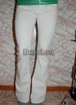 Продаю штаны белого цвета motivi Москва