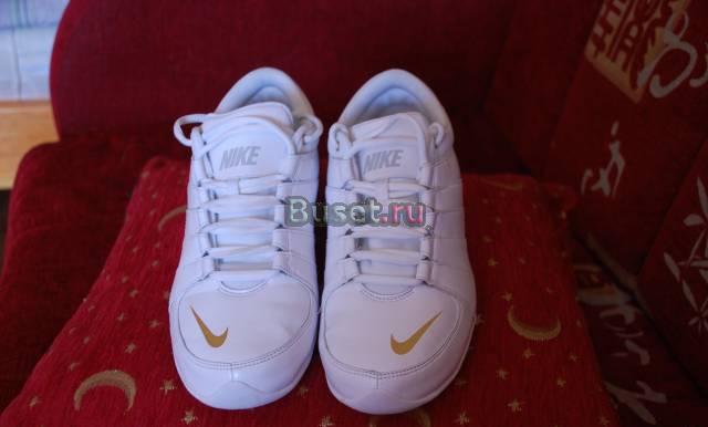 Кроссовки женские Nike Musique V(белые) Москва