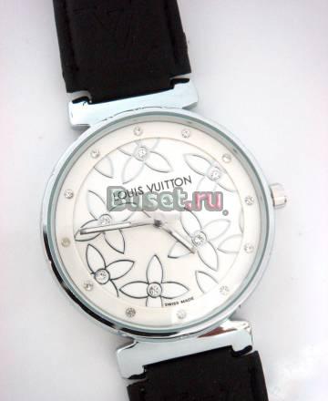 Louis Vuitton женские часы Москва