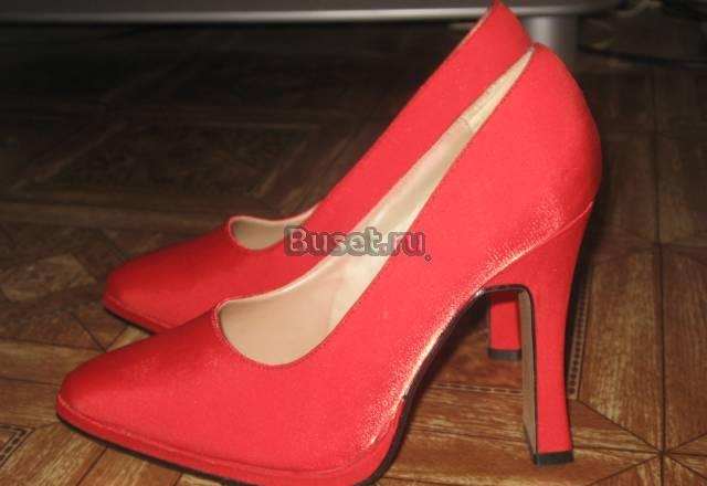 Туфли красные новые Москва