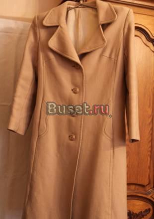Продам бежевое пальто 100шерсть Москва