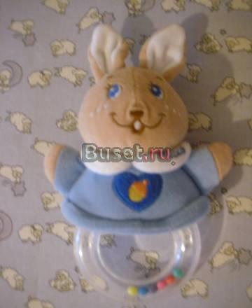 Погремушка - зайка chicco Москва