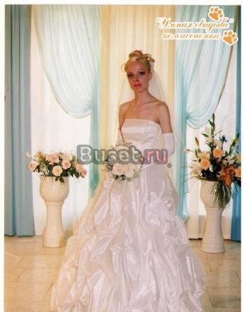 Cвадебное, выпускное кремовое платье Москва